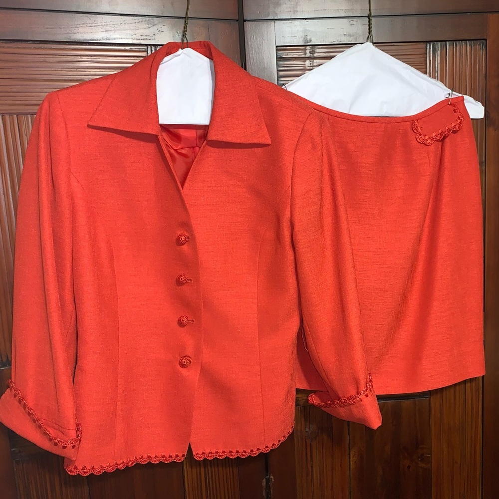 Orange Kasper skirt suit